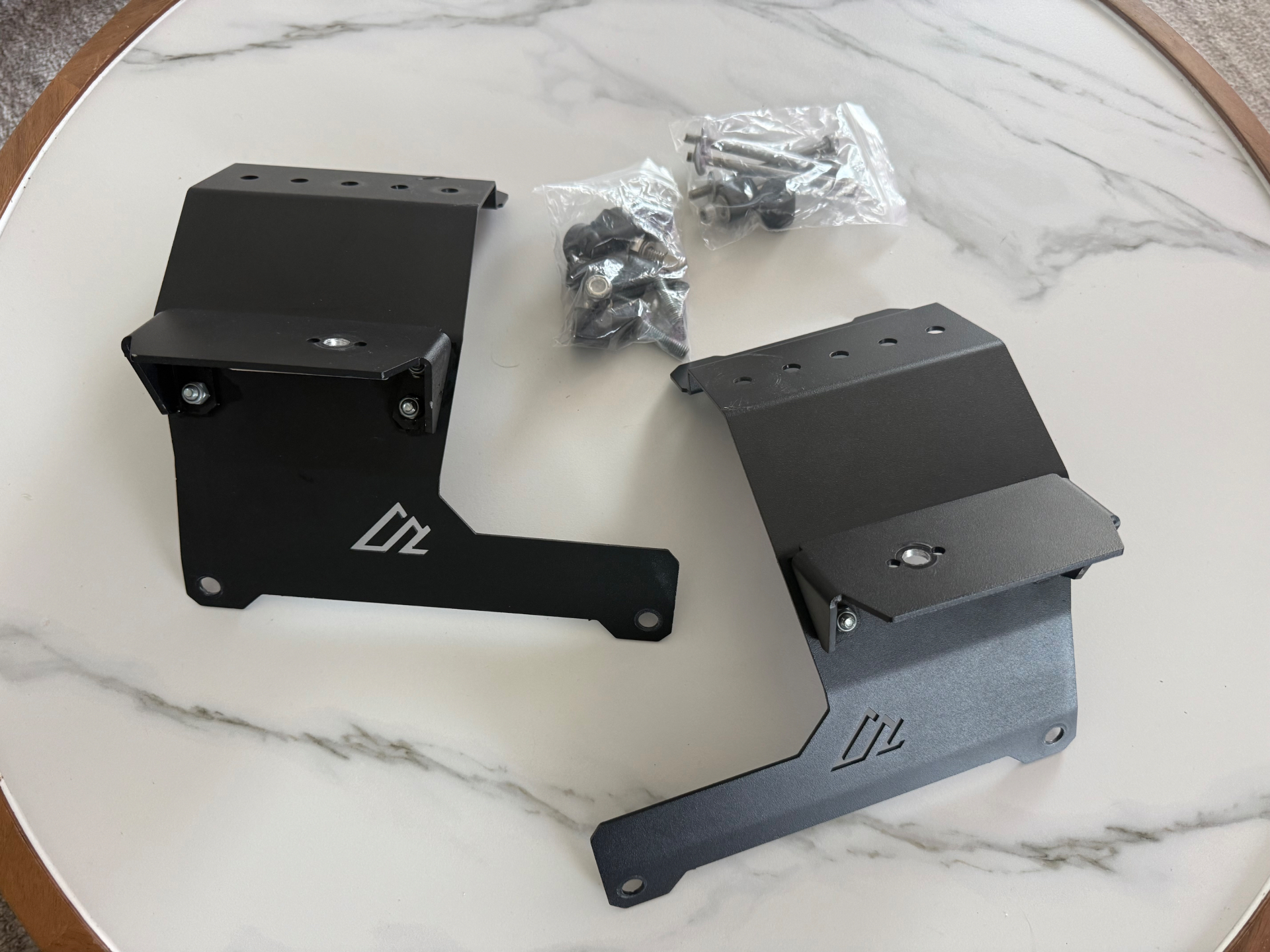 Jeep 392 / Mojave A-Pillar light mount